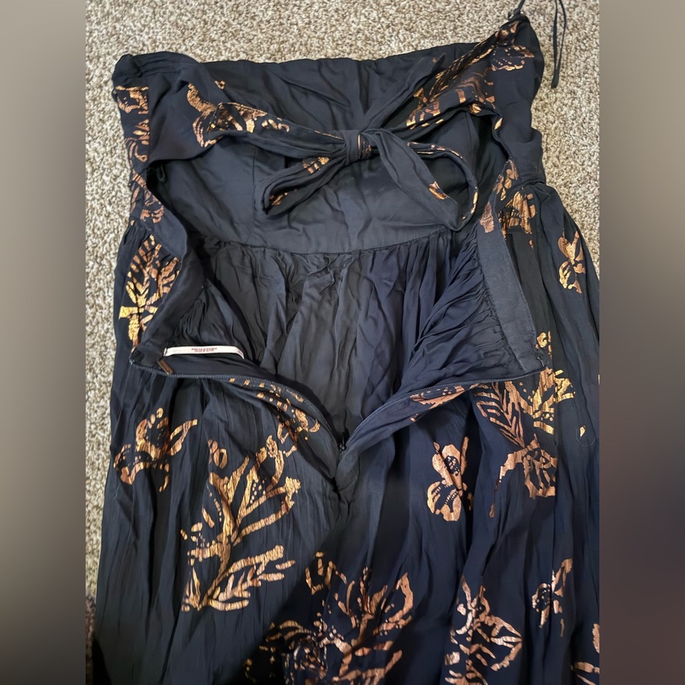 Like New Free People Black and Gold Floral Dress size L - Picture 5 of 6